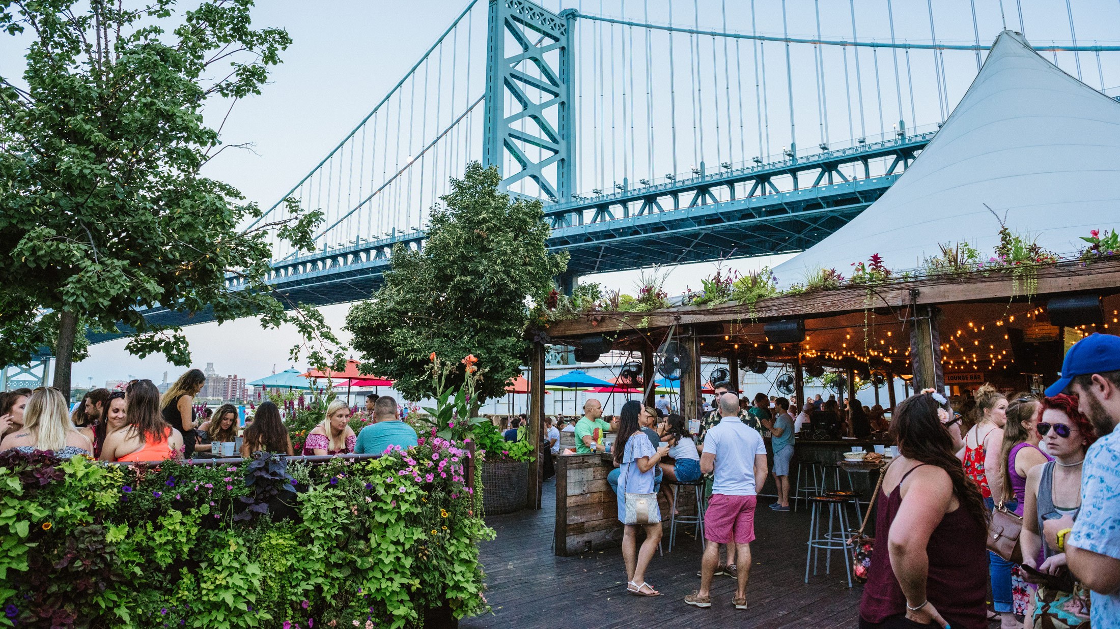 Your Guide to the Best Beer Gardens in Philadelphia post image