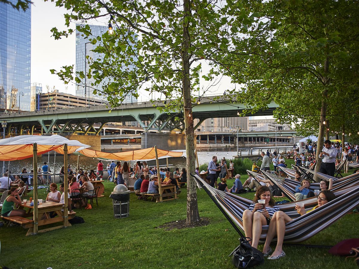 Your Guide to the Best Beer Gardens in Philadelphia post image